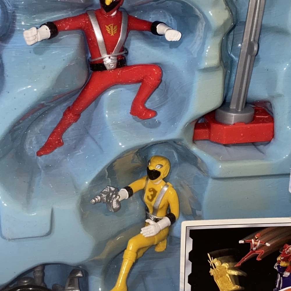 New 2009 Bandai Power Rangers RPM Track Adventure Set With Red Ranger Attack - Picture 8 of 15